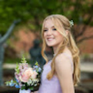 Meet your Posher, Abigail